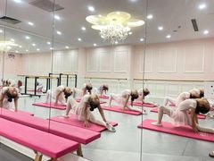 -炫艺舞蹈培训中心(枫尚奥特莱斯店)