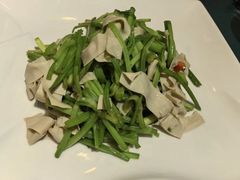 -南京金牛湖巨碗鱼头