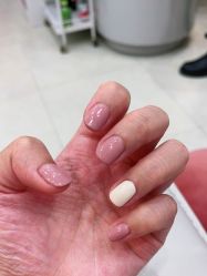 -进巍美甲美睫店