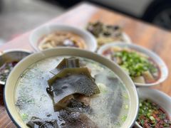 -中和裴氏蹄花(府河路店)