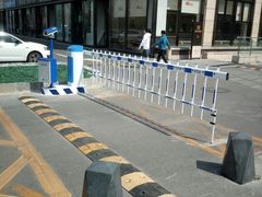 -华联力宝购物停车场(华联力宝购物中心店)