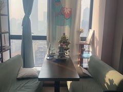 -ME觅妆·定制美妆·彩妆私教(菱角湖店)