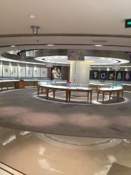 -北京七彩云南翡翠珠宝旗舰店(月坛店)