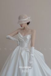 -AMOUR·爱沫婚纱礼服·小众设计品牌