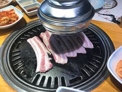 -唯成•韩国炭火烤肉 유성고기