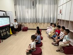 -童学馆·诗书礼乐少儿国学(光谷天地店)