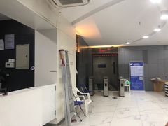 -包玉刚游泳场(黄龙恒励大厦店)