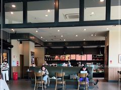 -星巴克臻选(盐城金鹰聚龙湖店)