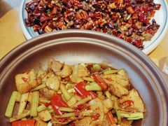 -嫩芽 ·地道重庆菜(十八梯露台夜景店)