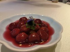 桑葚浸番茄-羲和雅苑•北京烤鸭(乐园道万象城店)