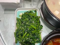 -土砂锅生态山庄·非遗砂锅雅鱼