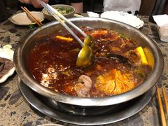 梭边鱼-肖肖酸萝卜鱼火锅(总店)