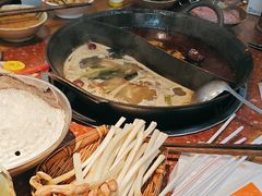 -赵美丽·重庆社区火锅·直营店(火车东站·中豪国际店)