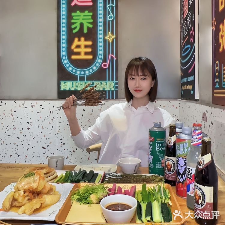 这家烧烤东北菜也太好吃了❗
