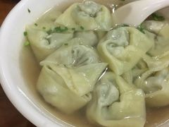 -潘国仙耳光馄饨(黄家阙路店)