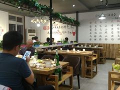 大堂-珍巴奴毛肚牛肉小火锅(四惠店)
