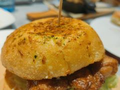 招牌秘制鸡腿堡-必胜客(滨江店)