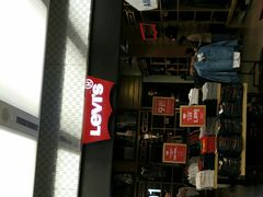 -王权免税店(普吉市区店)