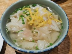 -新梅华·茶点餐厅(欧尚店)