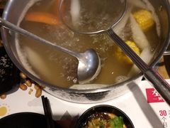-左庭右院鲜牛肉火锅(金山万达店)