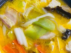 -三锅莊·牦牛肉火锅·香格里拉特色藏餐宴请餐厅(菱角塘路店)