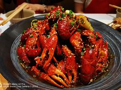 -肥肥虾庄·金牌油焖大虾(汉口城市广场店)