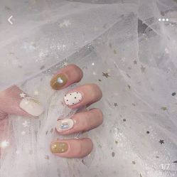 -阿噶西美甲美睫