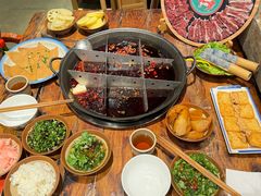 -周小明火锅(黑金冠社区店)