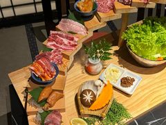 -山川小町·极番烧肉(新地假日广场店)
