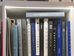 -视野联行眼镜·蔡司·尼康·豪雅·依视路(青浦宝龙店)