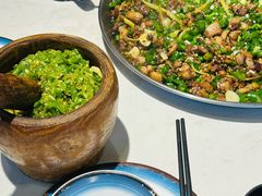 -关二兔江湖菜馆(峰景里店)