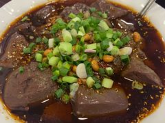 嫩血旺-扒骨肉雅鱼饭店(三雅文化传承店)