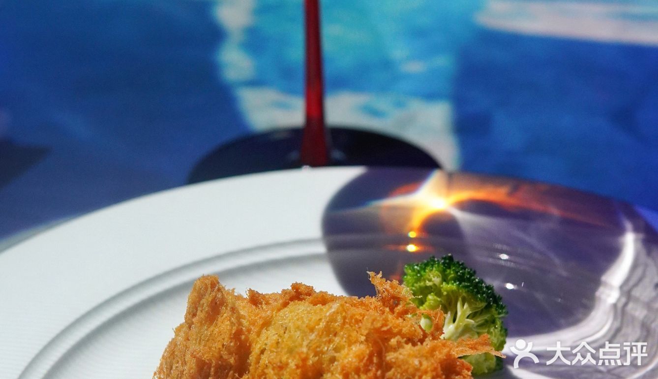 一餐一景｜沉浸式5D用餐
