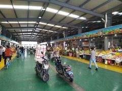 -七宝蔬菜农副产品综合交易市场-停车场