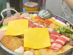 -豚妈妈汤饭·部队锅(南京东路店)