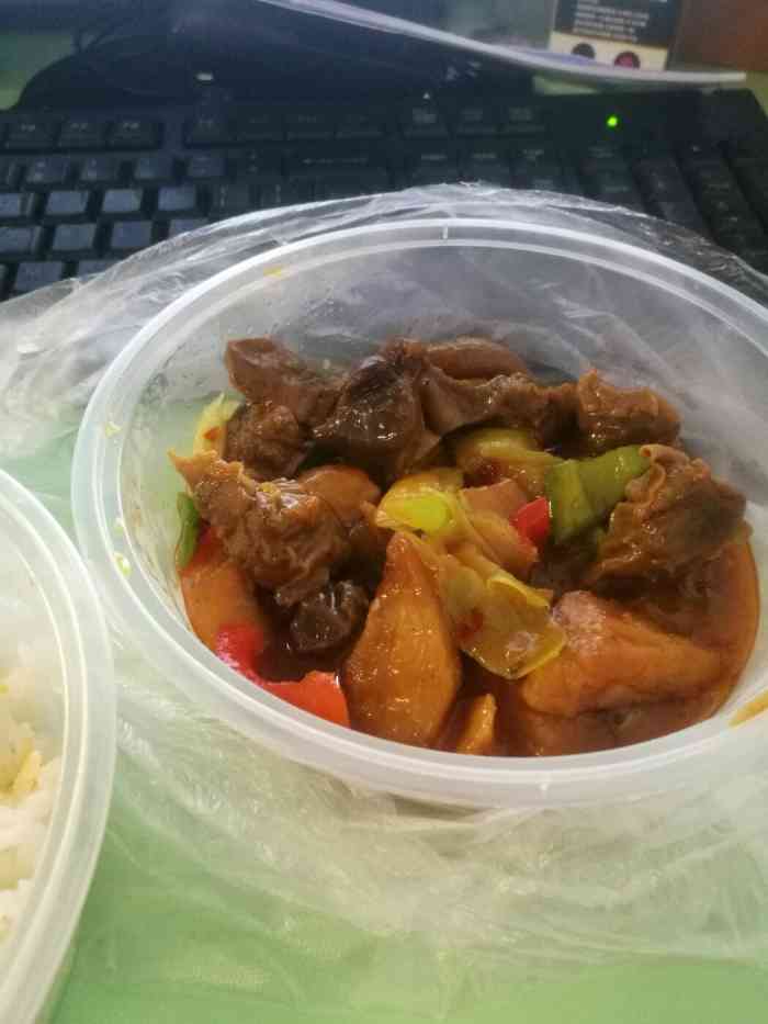 贝顶鲜荷叶木桶饭(中山北路店)-"主要外卖的一家小店.