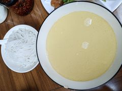 -德致祥云南过桥米线(云天小苑店)