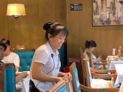 -领鲜活海鲜榴莲自助火锅(东门店)