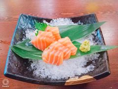 三文鱼刺身-白石の深夜食堂(宝龙店)