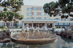 -华东饭店·园林式婚礼宴会厅酒店