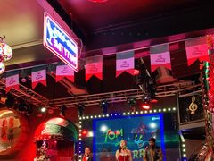 -Famous肥猫墨西哥音乐餐吧(五棵松华熙LIVE店)