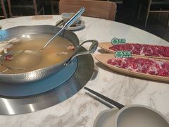 -左庭右院鲜牛肉火锅(浦江欢乐颂店)