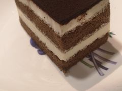 -斯多格书乡(北京大学畅春园店)