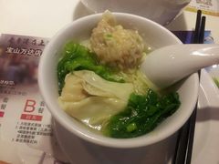 -新大咀港式茶餐厅(宝山万达店)