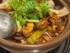 -胡须佬鸡煲四季火锅店(石厦西村直营店)