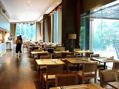 -威珀斯酒店·珀萃美食餐厅 | 海鲜刺身·现烤生蚝·特色烤肉