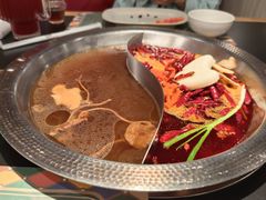 -廖掌柜·重庆鲜货火锅(上海首店)
