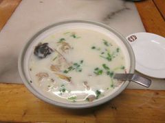 -虢国羊肉汤馆(政二街店)