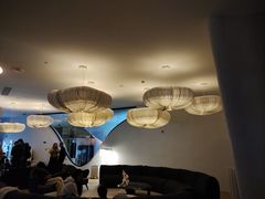 -涨巢·潮玩水疗局