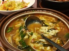 -香山湖家家宴(中山陵店)